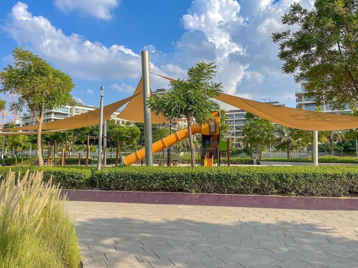 Stylish Homey 1-bedroom Perfect For 4 In Hills Dubai